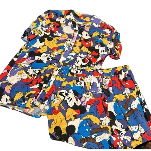 Disney Obsession: Character Shirt and Shorts Sets from Hot Topic, Size Medium - Picture 4 of 7